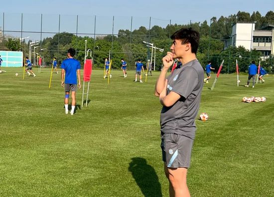 绑架下女